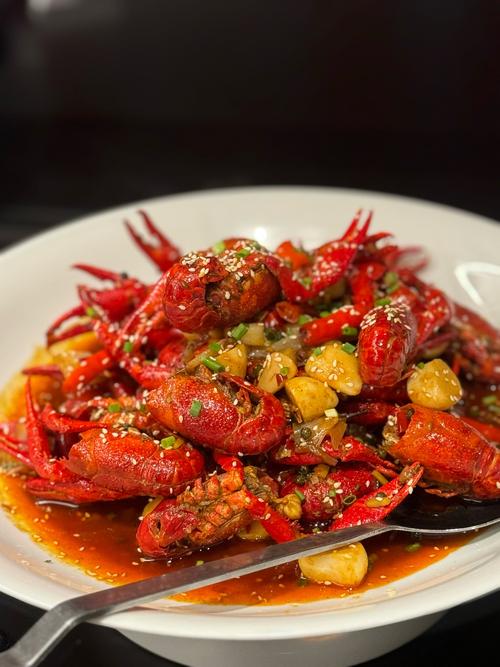 油焖龙虾